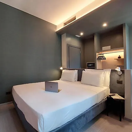 Vico Fashion District Guest house