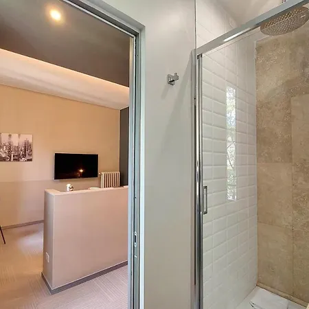 Guest house Vico Fashion District Milan