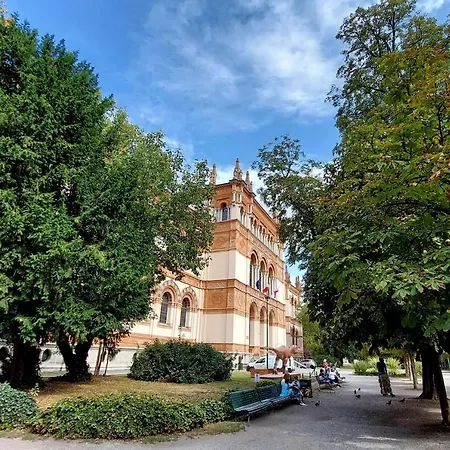 Guest house Vico Fashion District *