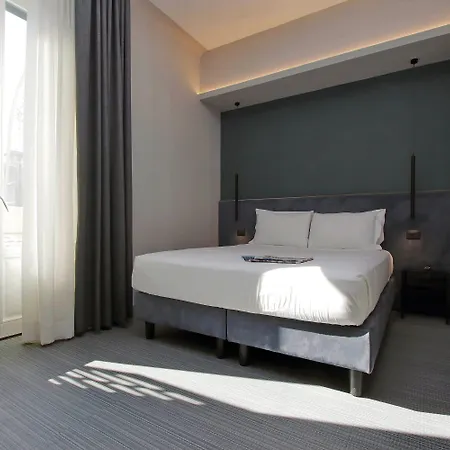 Gasthuis Vico Fashion District 4*