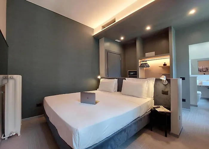 Vico Fashion District Pensión